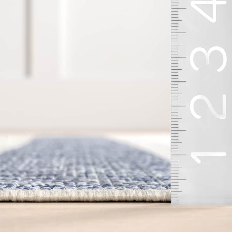 Nuloom Briaana Striped Indoor/Outdoor Area Rug
