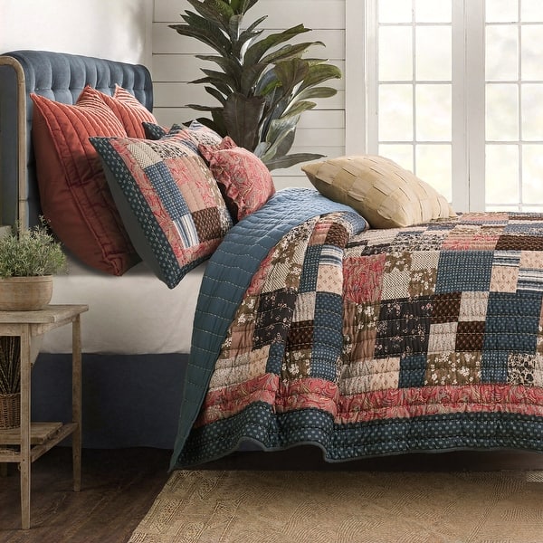 Greenland Home Fashions Shiloh Patchwork Floral Print Quilt Set - Bed ...