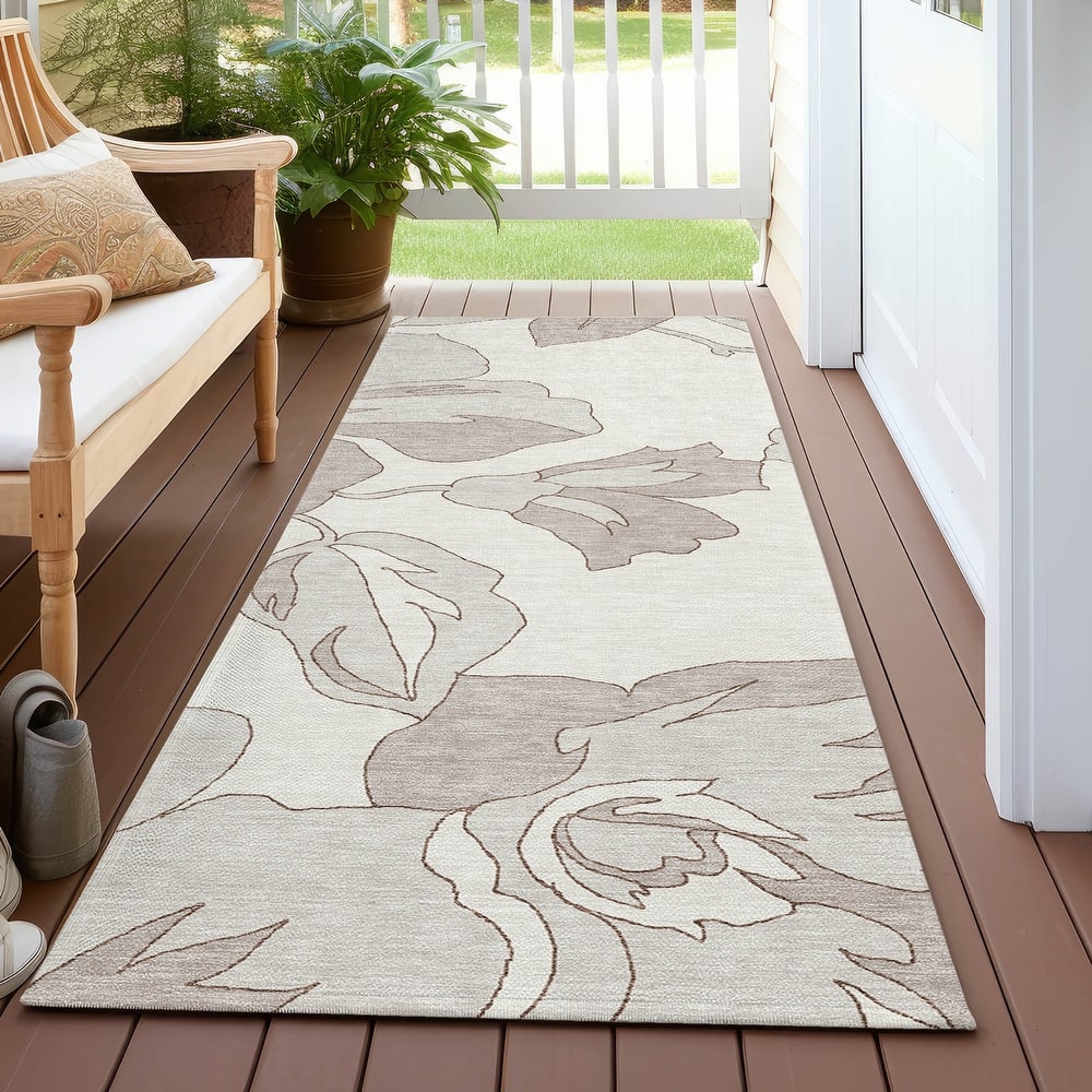 Machine Washable Indoor/ Outdoor Chantille Floral Rug