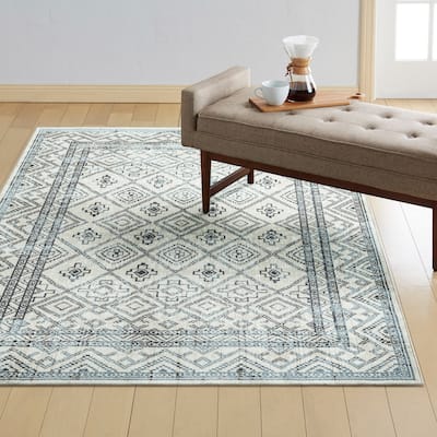 Everwash Treasure Cambria Southwest Geometric Machine Washable Area Rug, Beige/Navy Blue