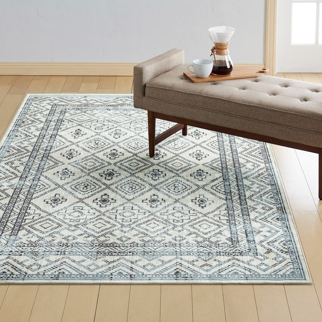 Everwash Treasure Cambria Southwest Geometric Machine Washable Area Rug, Beige/Navy Blue