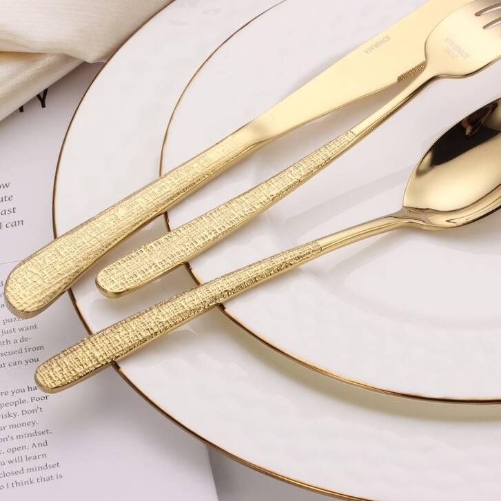 20 Pc Flatware Set with Colorblock Handles