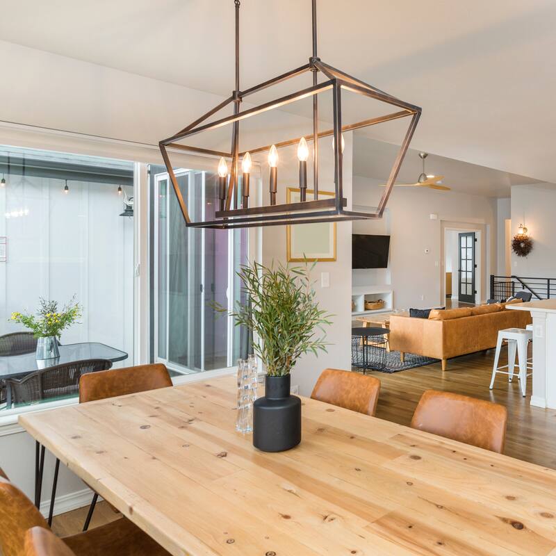 4 Watt B11 LED Candelabra Base Clear 3000K CCT 120 Volt 10-pk