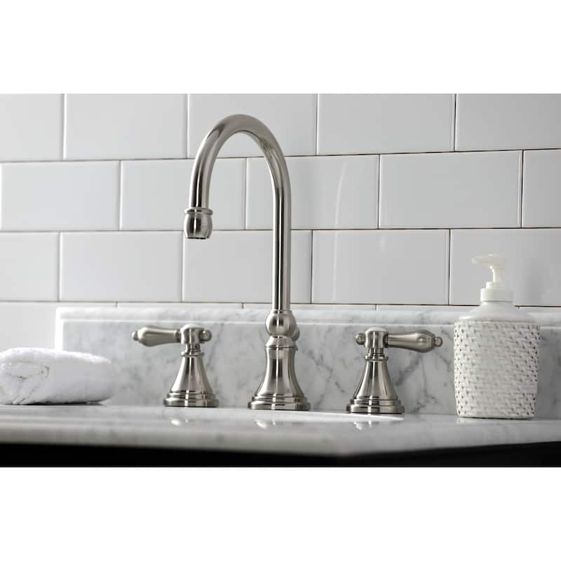 Kingston Brass Heirloom 8 in. Widespread Bathroom Faucet - Brushed Nickel