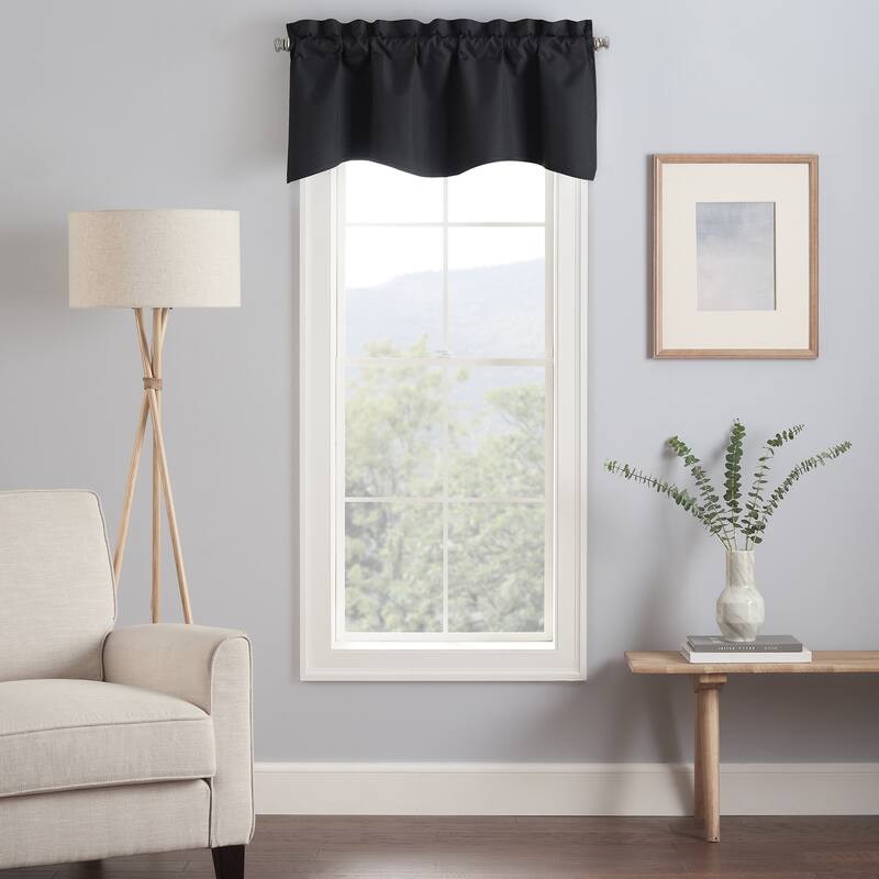Eclipse Kendall Solid Scalloped Valance