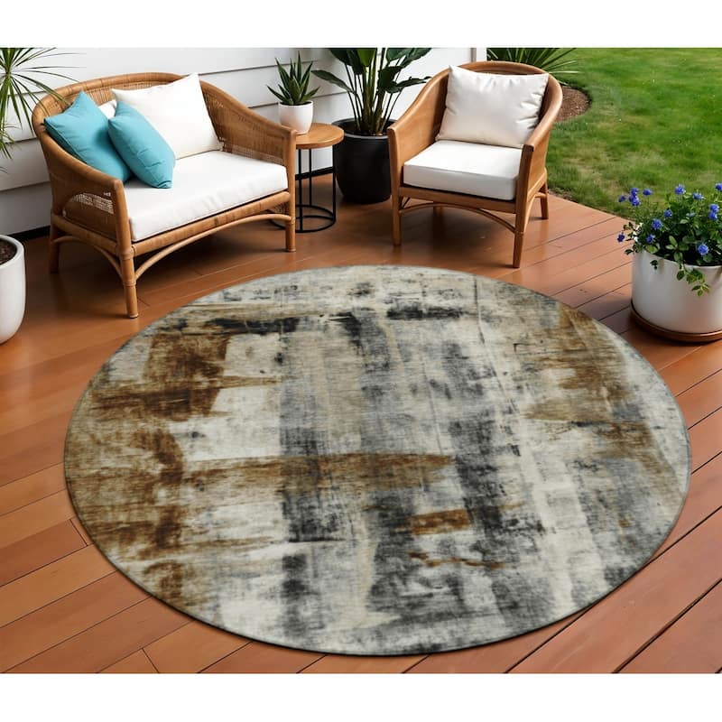 HomeRoots Abstract Transitional Rectangle Outdoor Rug - 8' Round