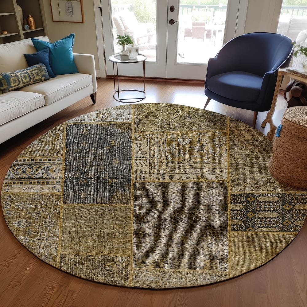 Machine Washable Indoor/ Outdoor Chantille Vintage Persian Patchwork Rug