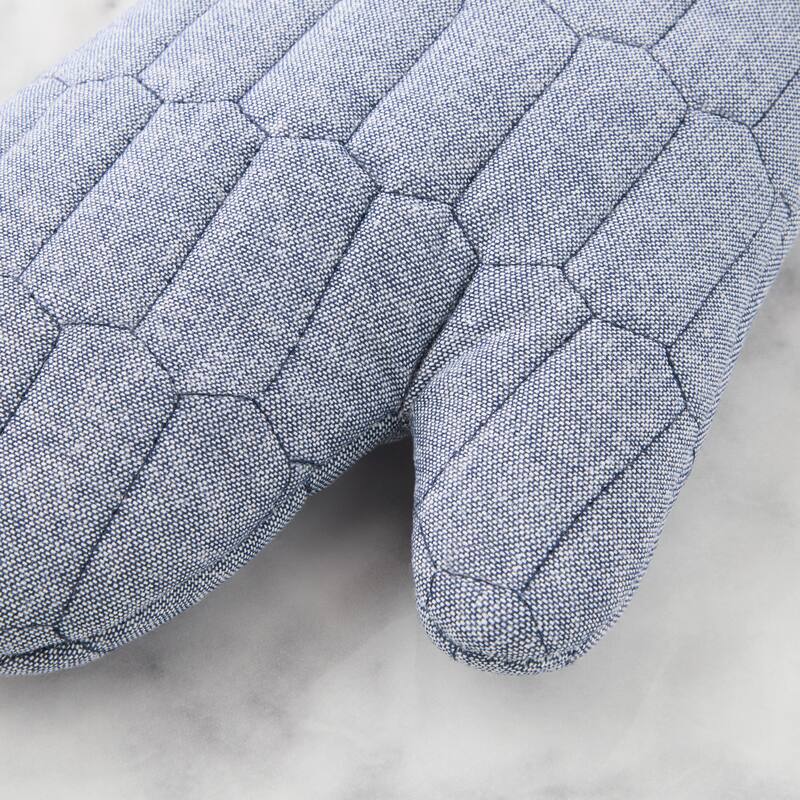 MARTHA STEWART Honeycomb Quilted Chambray Oven Mitt 2-Pack Set - 7"x13"