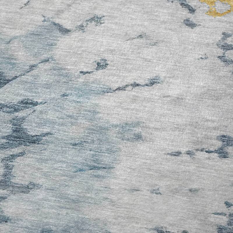 Premium Machine Washable Contemporary Spiral Sherpa Throw Blanket
