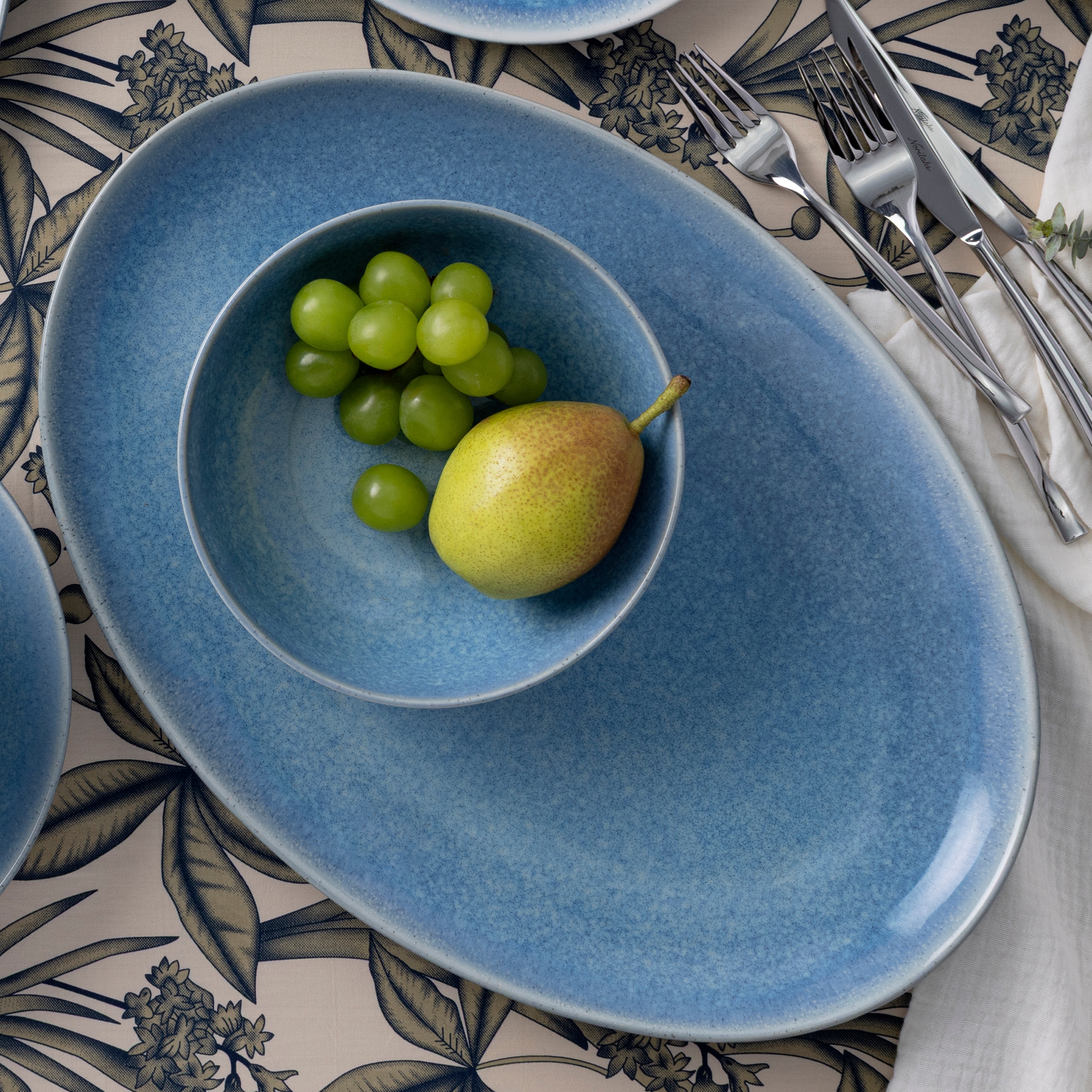 Colorwave Kiln Azure Stoneware Oval Platter, 16