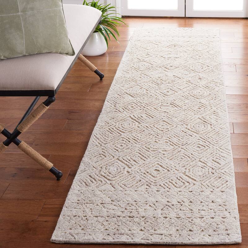 SAFAVIEH Handmade Textual Vibha Wool Rug - 2'3" x 9' Runner - Beige