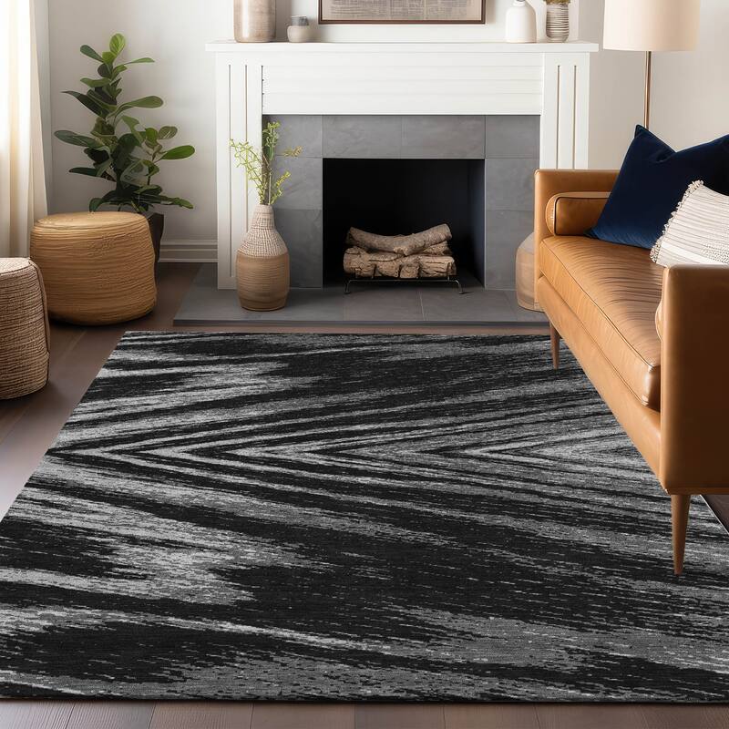 Machine Washable Indoor/ Outdoor Chantille Modern Chevron Rug