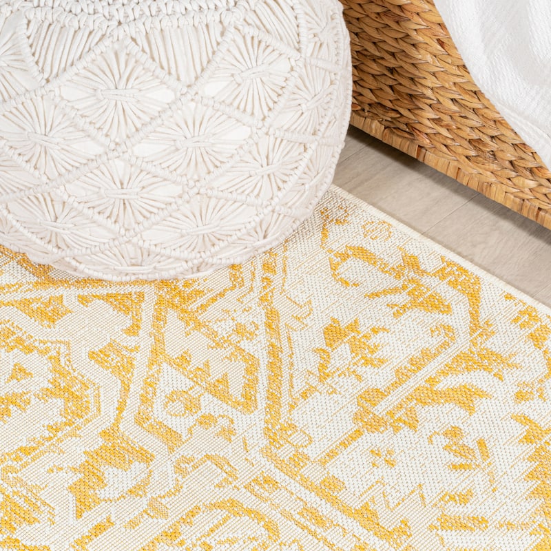 JONATHAN Y Charleston Medallion Indoor/Outdoor Area Rug