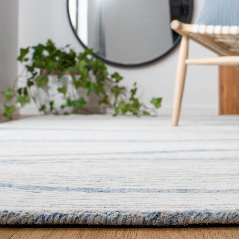 SAFAVIEH Handmade Metro Annarosa Modern Abstract Wool Rug