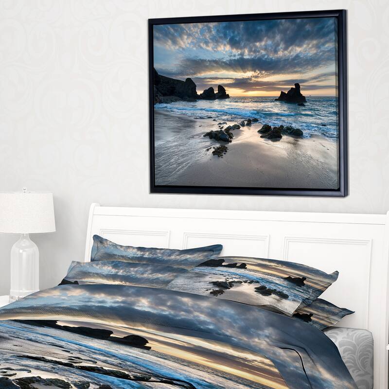 Designart "Beautiful Porthcothan Bay" Seashore Framed Canvas Art Print