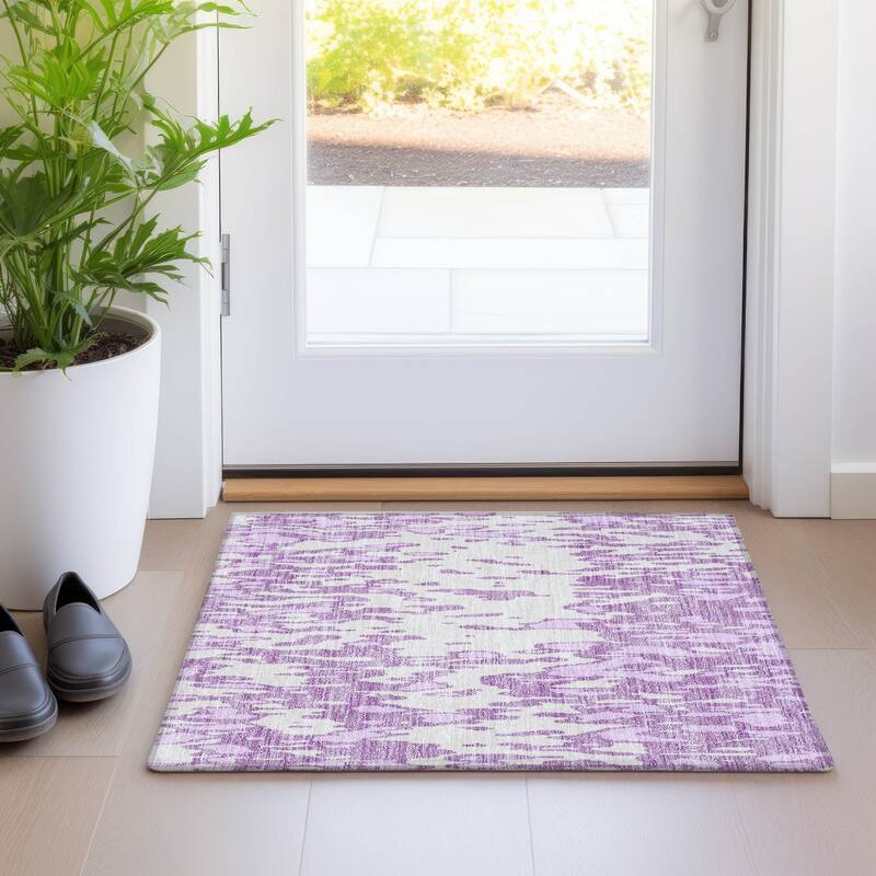 Machine Washable Indoor/ Outdoor Abstract Chantille Rug