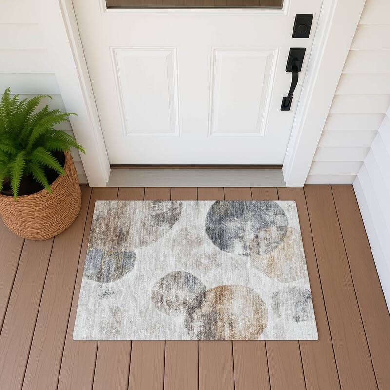 Machine Washable Indoor/ Outdoor Contemporary Micha Chantille Rug - Taupe - 1'8" x 2'6"