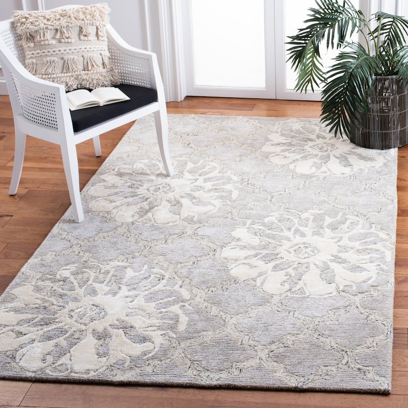 SAFAVIEH Handmade Glamour Florelle Floral Trellis Wool/ Viscose Rug - 4' x 6' - Silver/Ivory