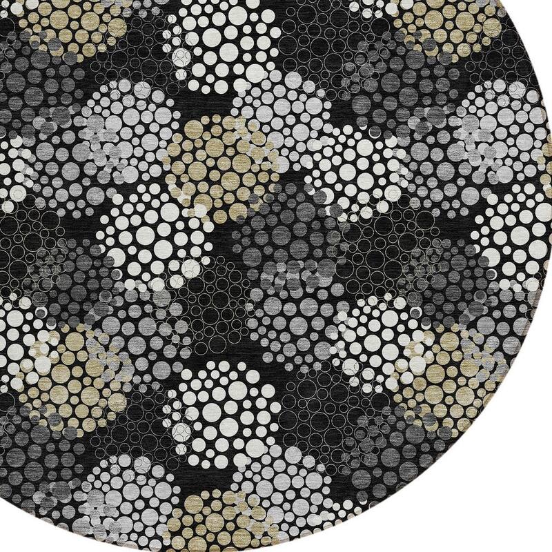 HomeRoots Polka Dot Transitional Rectangle Outdoor Rug