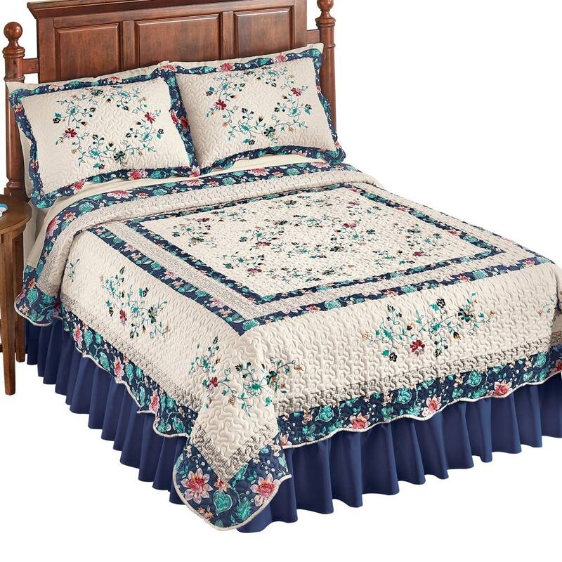 Felicity Floral Diamond Microfiber Quilt