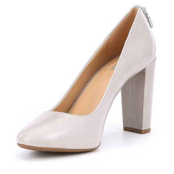 michael kors round toe pump