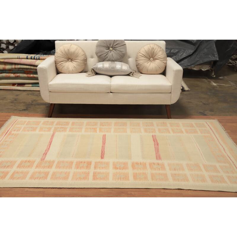 Hand Woven Oriental 100% Wool Carpet Southwestern Tribal Beige & Ivories Kilim Area Rug - 7' 9'' X 4' 10''
