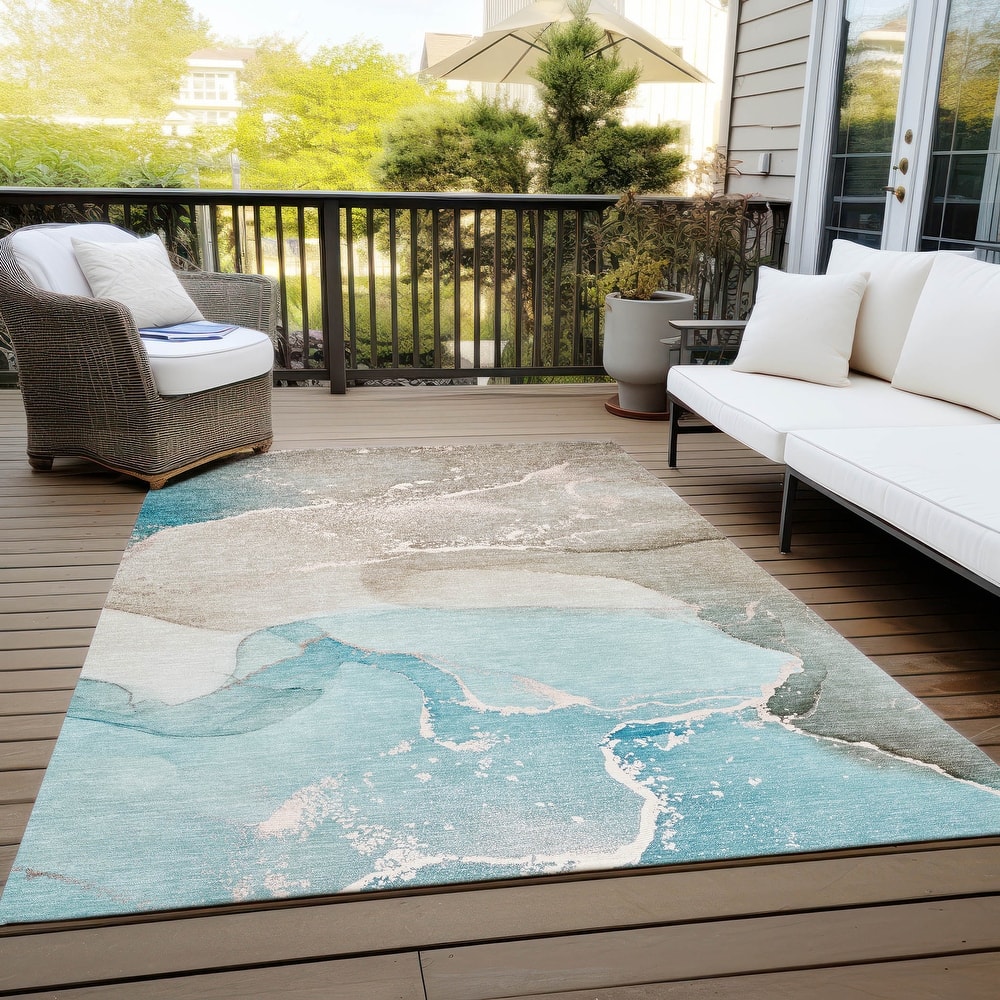 Machine Washable Indoor/ Outdoor Abstract Marble Chantille Rug