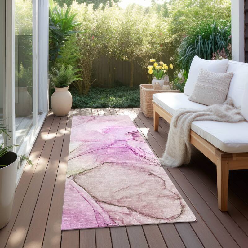 Machine Washable Indoor/ Outdoor Abstract Chantille Rug - Pink - 2'3" x 7'6"
