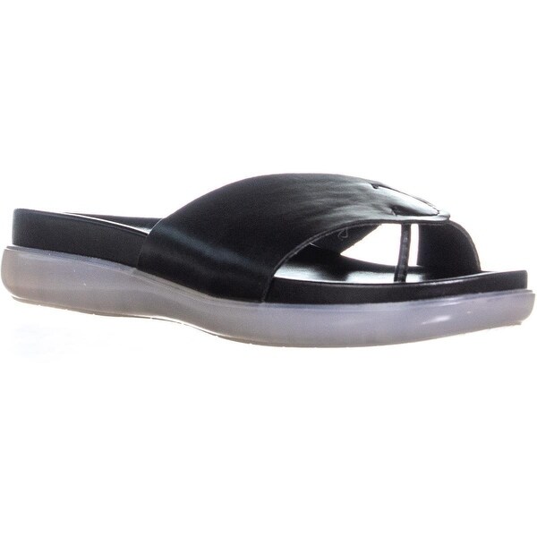 donald pliner flat sandals