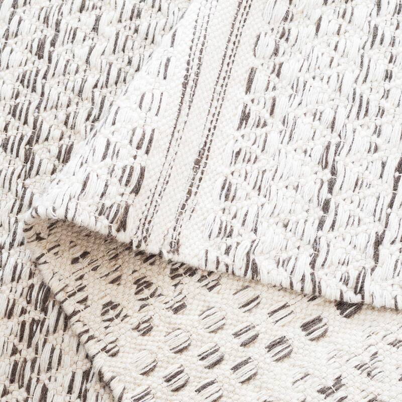 SAFAVIEH Handmade Kilim Gilberte Boho Geometric Wool Rug