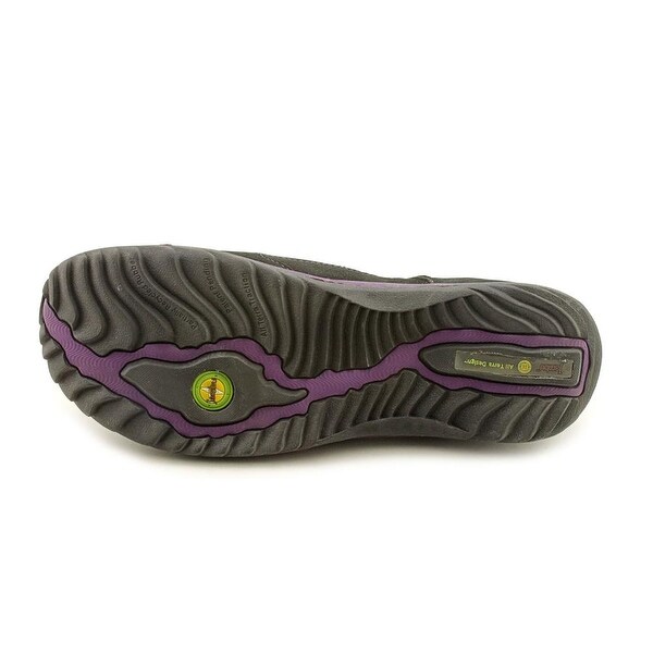brooks mary janes