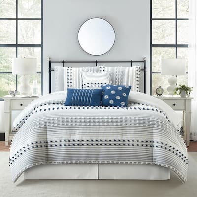 Nanshing Jessy Modern Striped 7 Piece Comforter Set