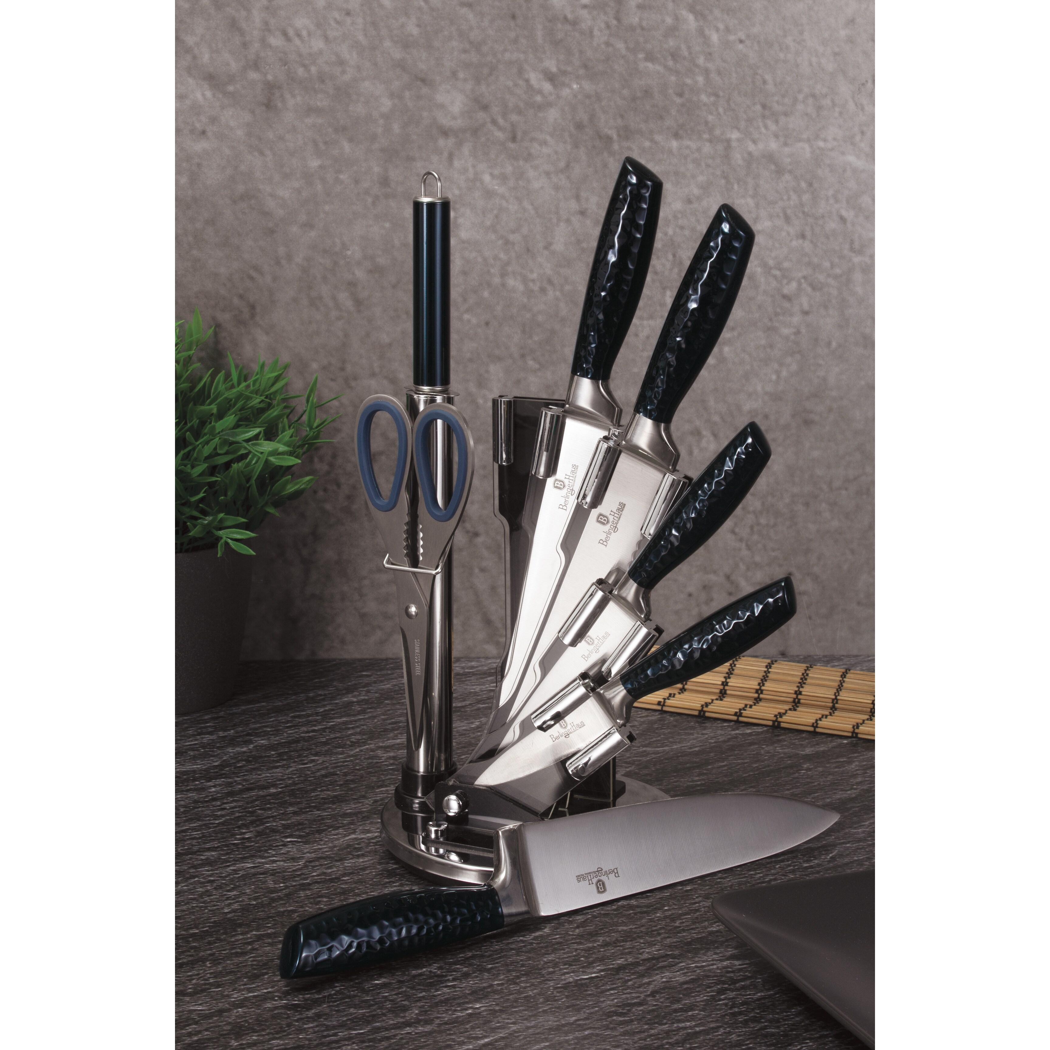 8-Piece Knife Set w/ Acrylic Stand Carbon Collection - Berlinger Haus US