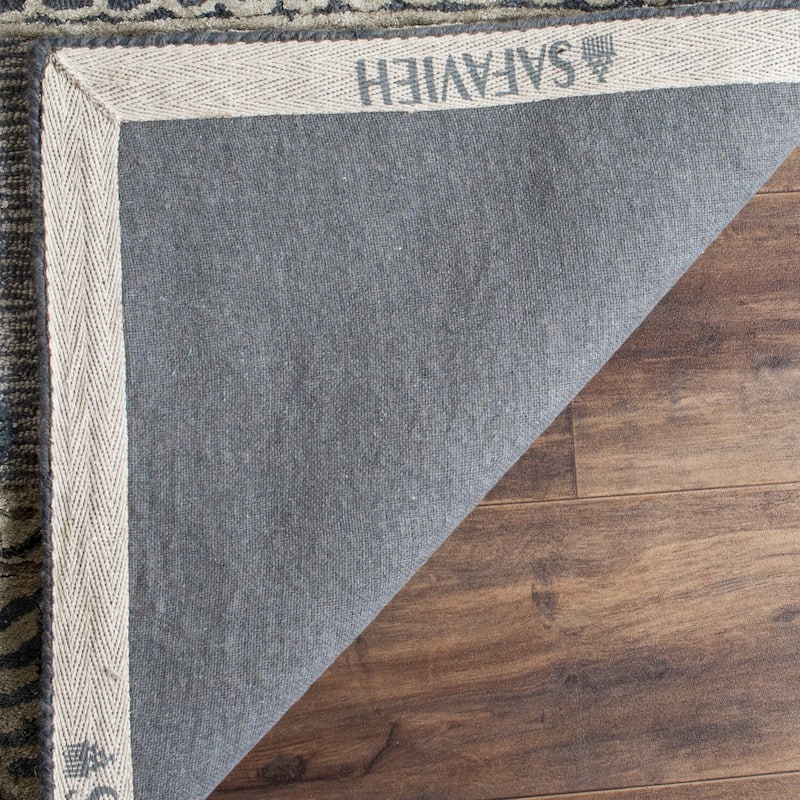 SAFAVIEH Handmade Allure Meta Modern Floral Wool Rug