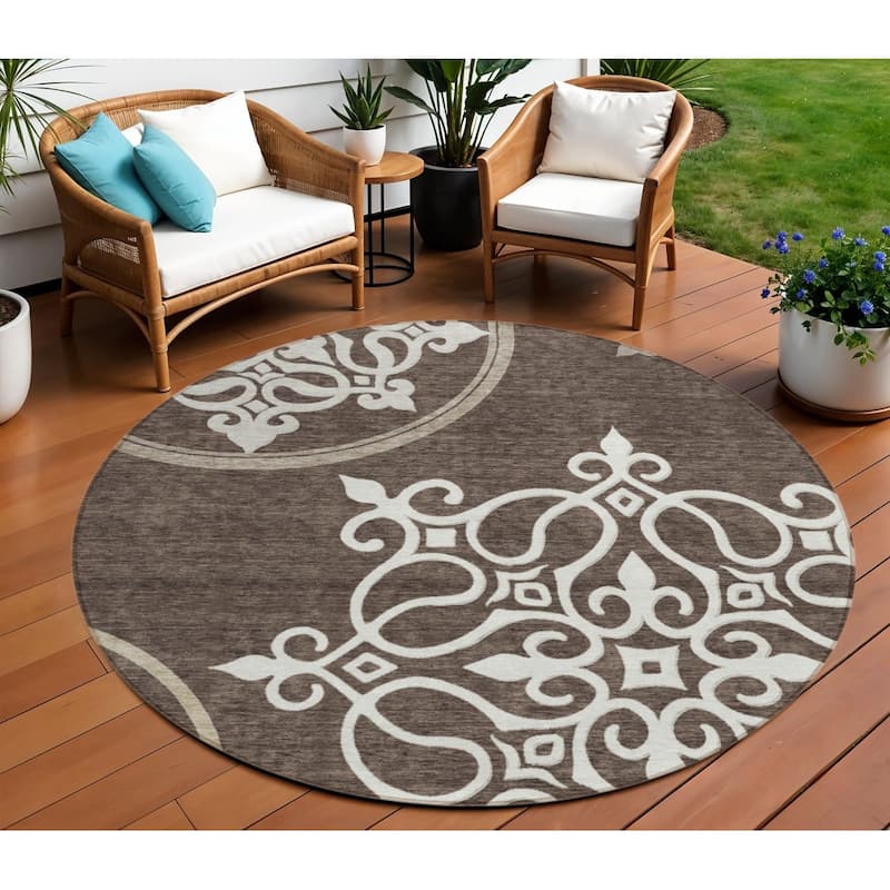 HomeRoots Floral Medallion Transitional Rectangle Outdoor Rug - 8' Round