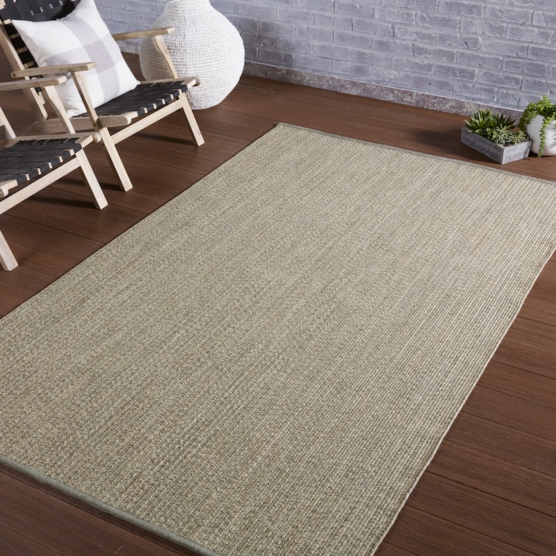 Gravis Indoor/ Outdoor Solid Area Rug