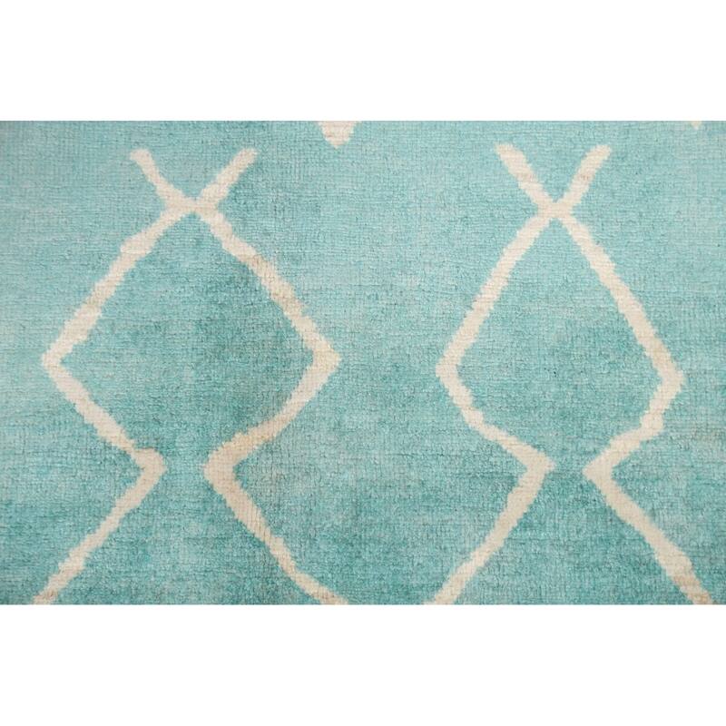 Contemporary Moroccan Vegetable Dye Area Rug Hand-knotted Wool Carpet - 5'6" x 7'9"