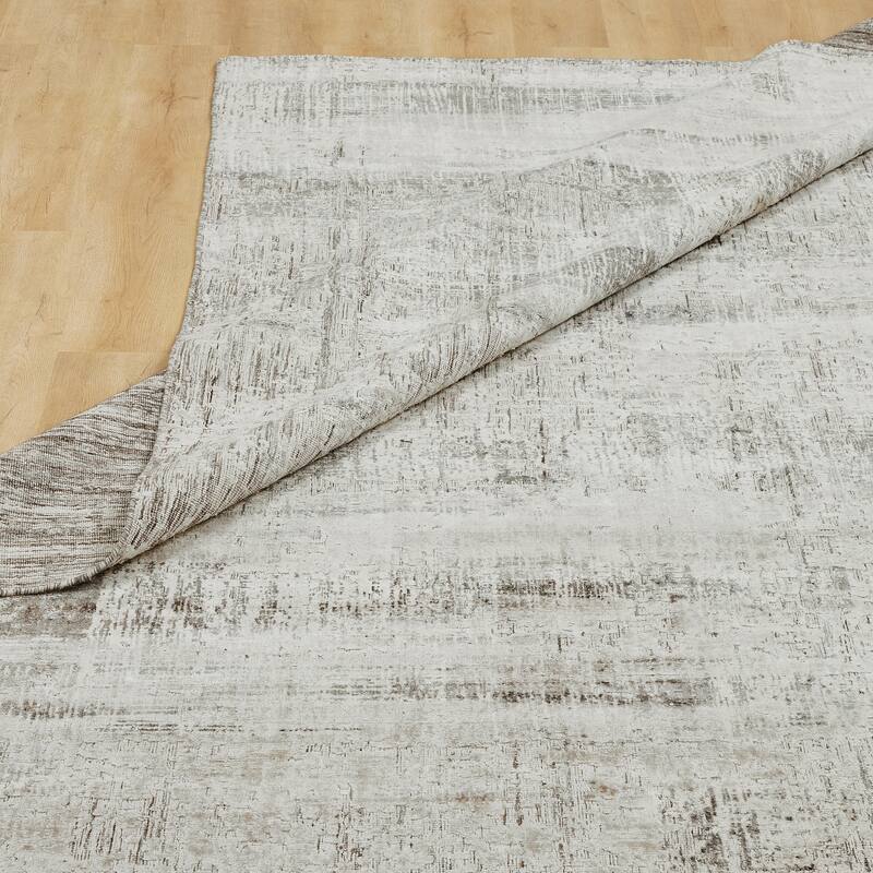 Urban Distress Abstract Silver Handmade Area Rug