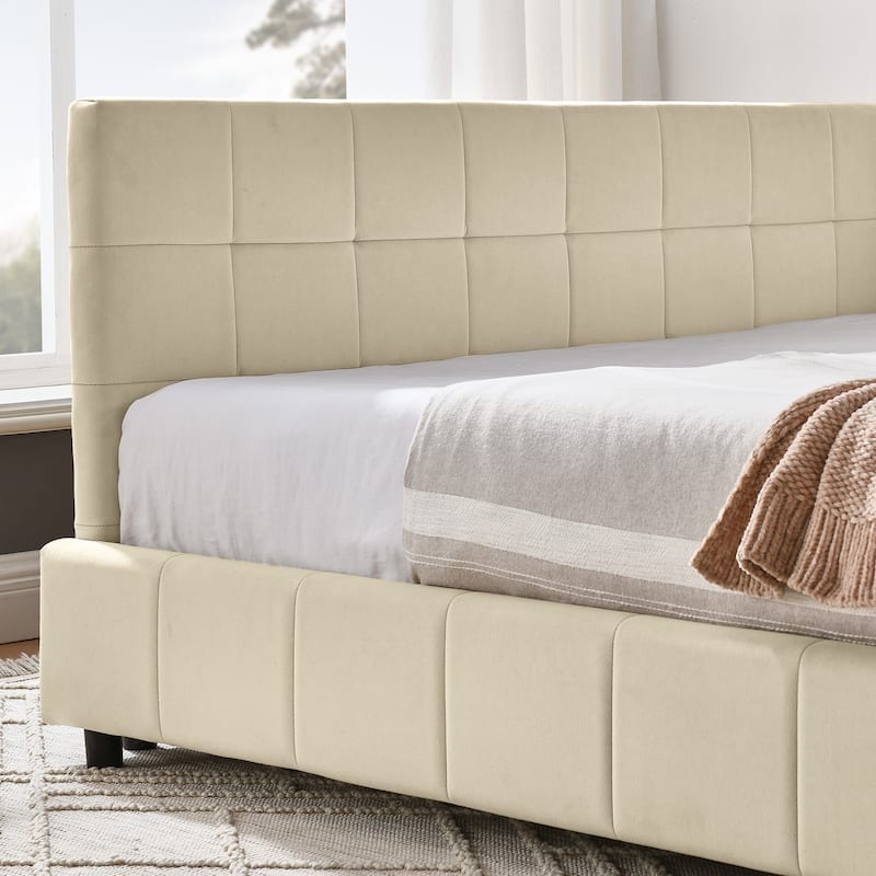 Luxury Sleeper Sofa Bed with Soft Cushion - Ultimate Comfort for Your Home