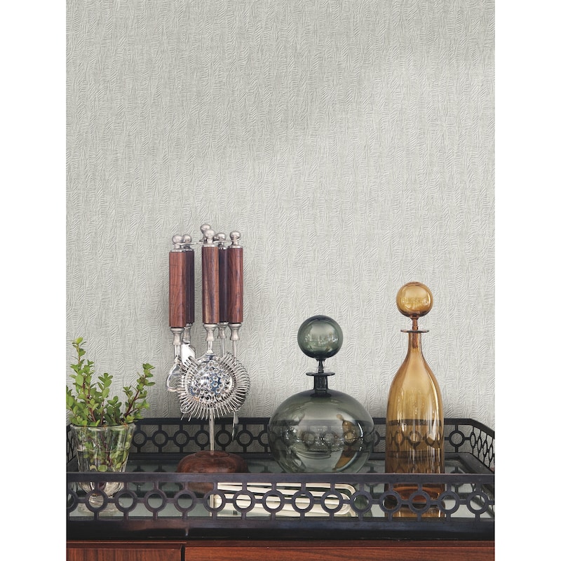 Bryson Sterling Feathered Texture Wallpaper