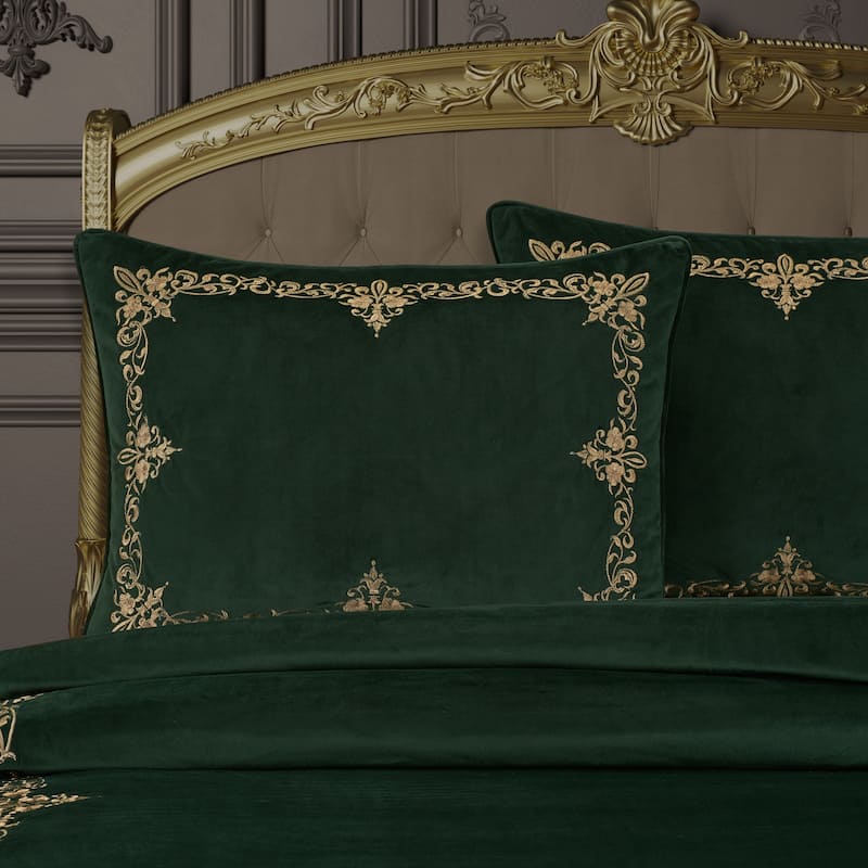 J. Queen New York Noelle Christmas Duvet Cover Set