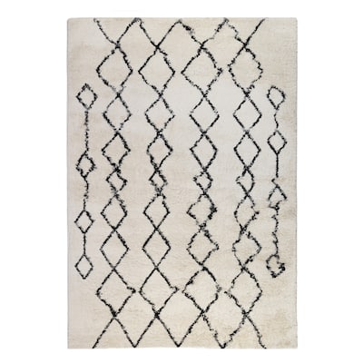 Qavij Geometric Stain Resistant Soft Area Rug By HomeRoots - 10' Runner