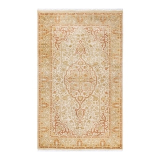 One of a Kind Hand Knotted Traditional Oriental Traditional Area Rug - 5' 1" X 3' 2"