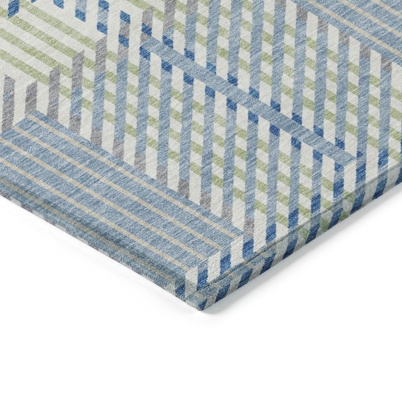 Machine Washable Indoor/ Outdoor Geometric Stripe Chantille Rug