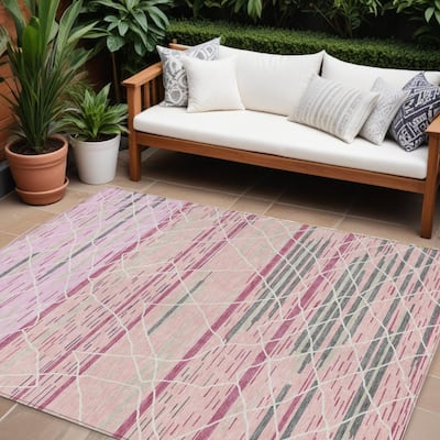 HomeRoots Striped Modern Rectangle Outdoor Rug