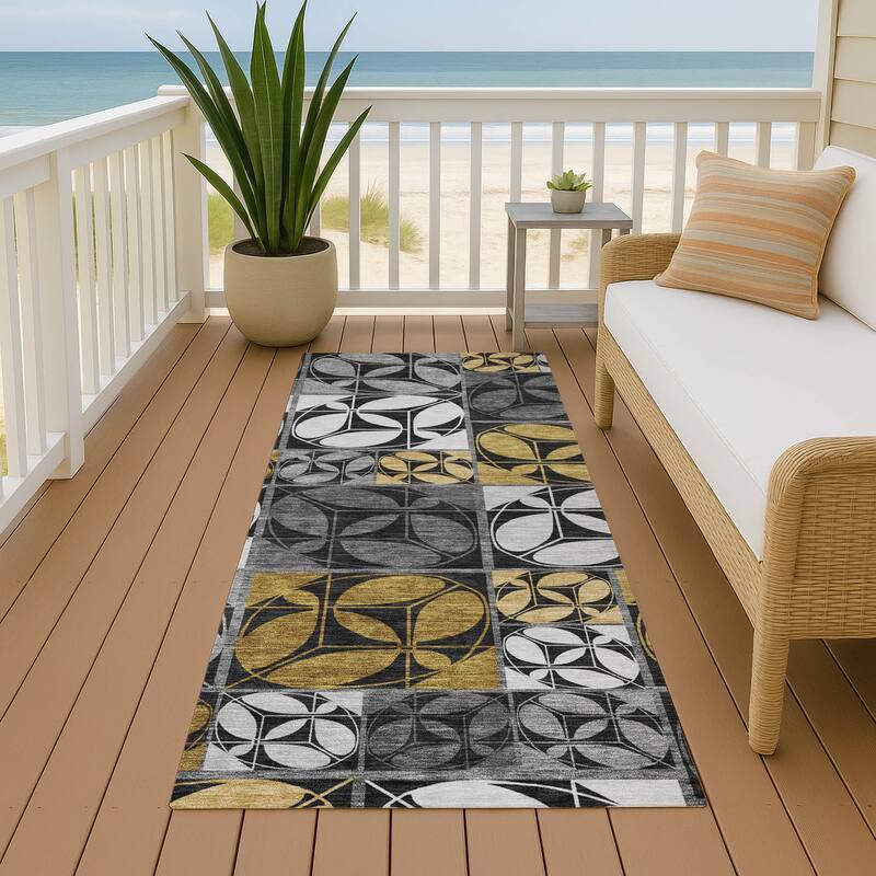 Machine Washable Indoor/ Outdoor Patch Lupton Chantille Rug - Black - 2'3" x 7'6"