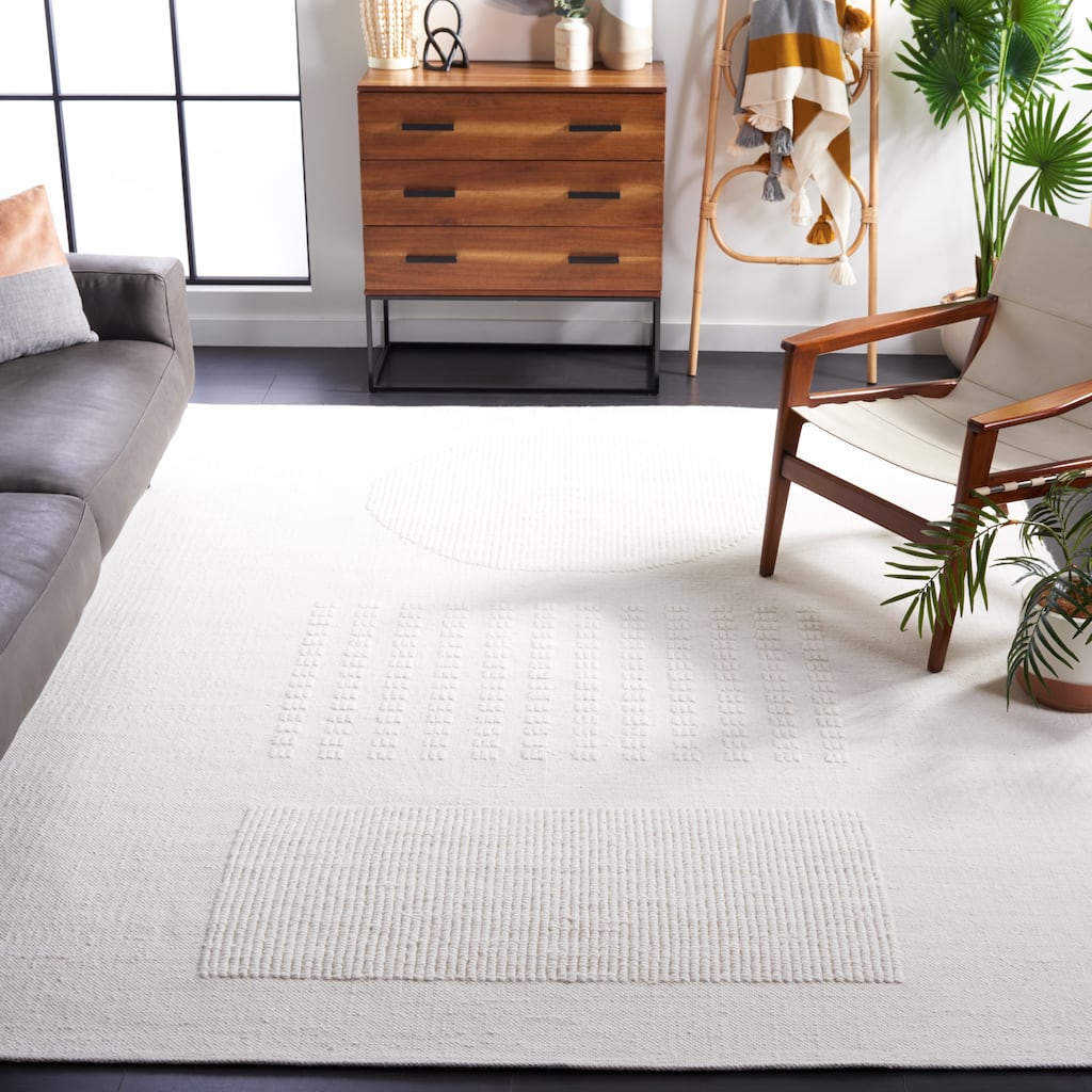 SAFAVIEH Handmade Natura Fahrie Wool Rug