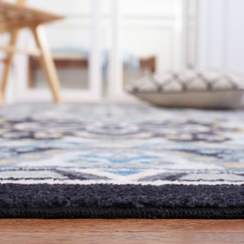 SAFAVIEH Riviera Machine Washable Slip Resistant Wilma Oriental Rug
