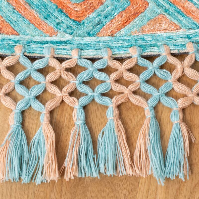 SAFAVIEH Handmade Sahara Alia Silk Tassel Rug