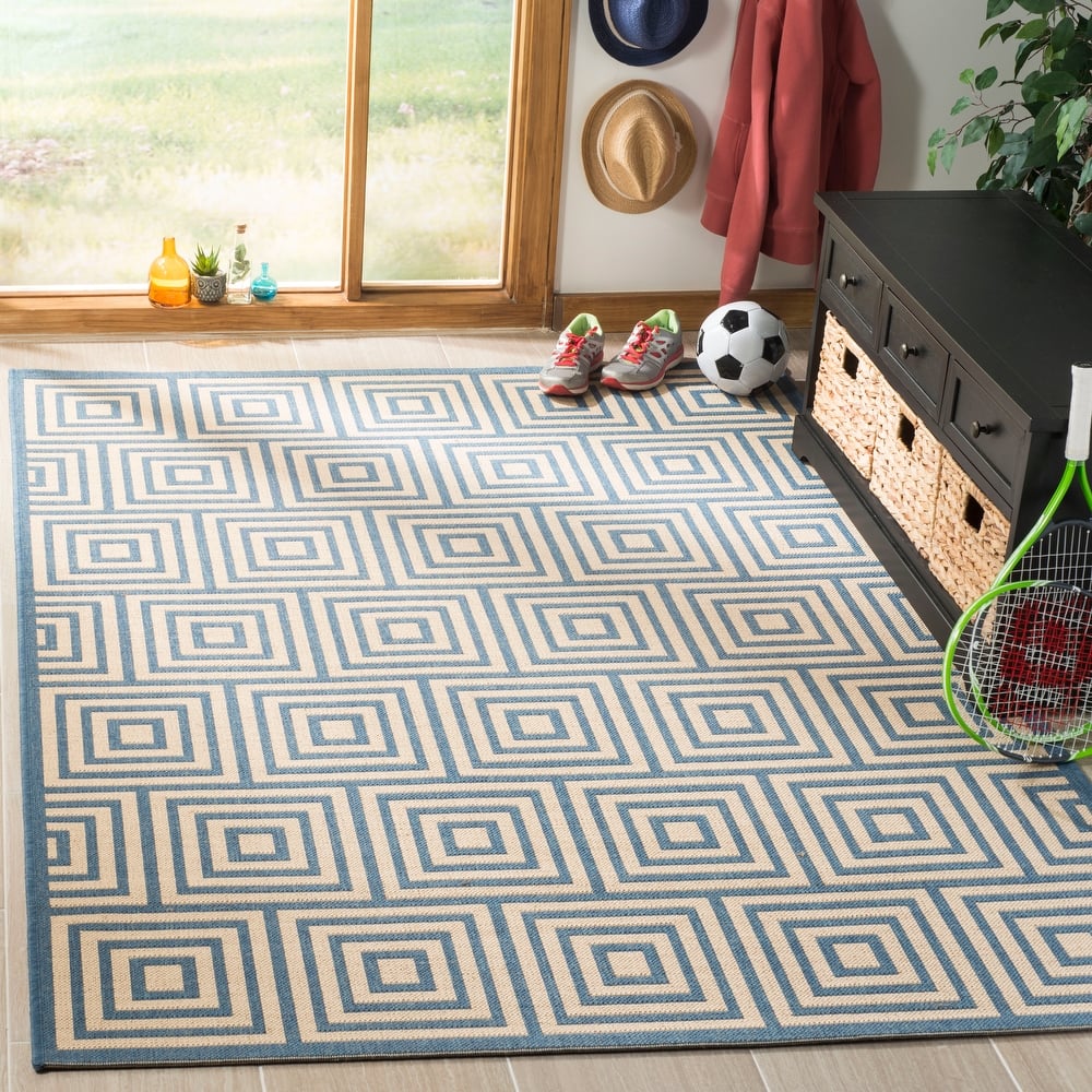 SAFAVIEH Linden Madita Indoor/ Outdoor Waterproof Patio Backyard Rug